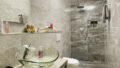 BADEZIMMER BASEMENT